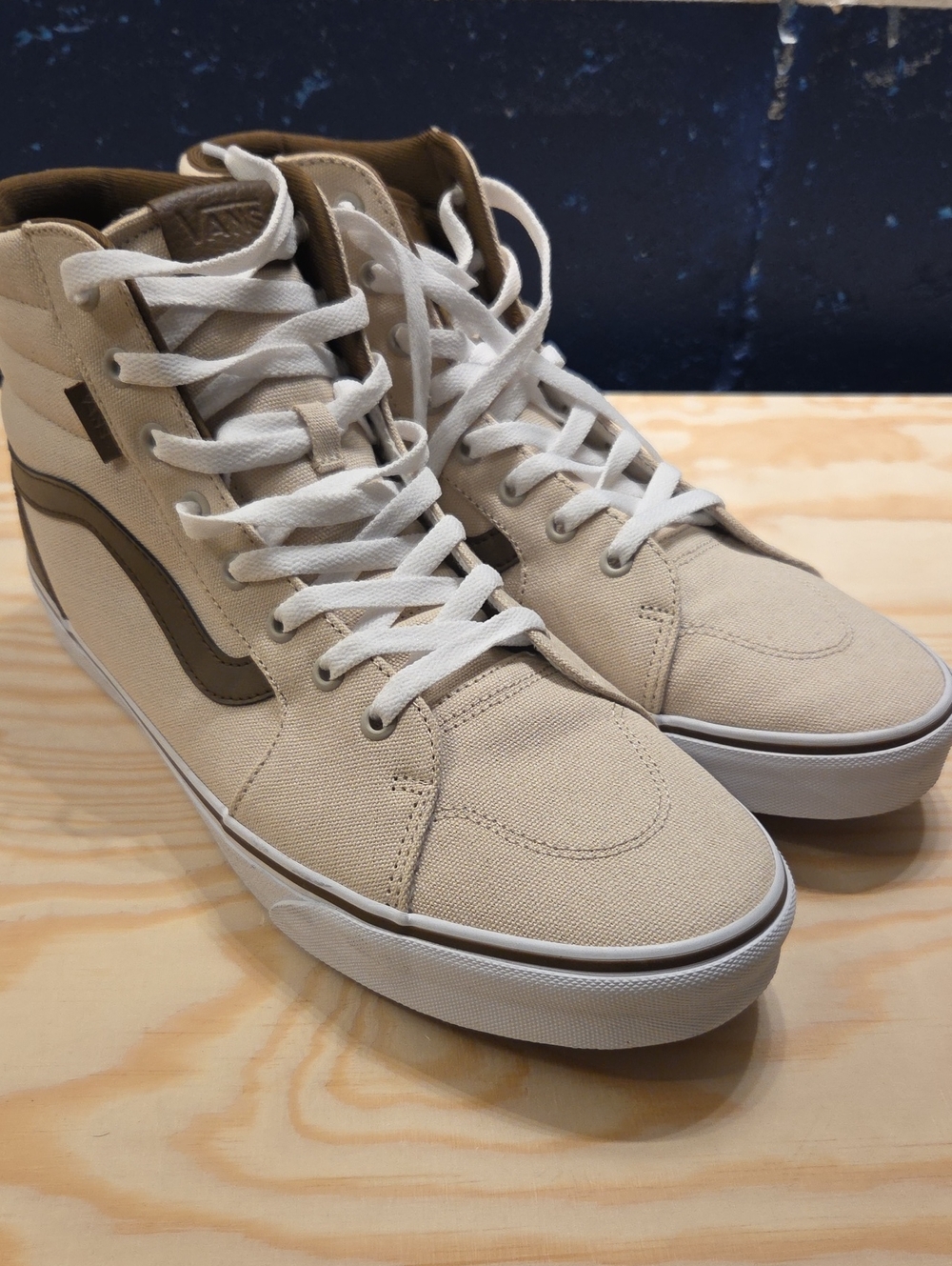 *RARE* Vans Sk8-Hi Tan & Brown Classic Sneakers (Size 12)